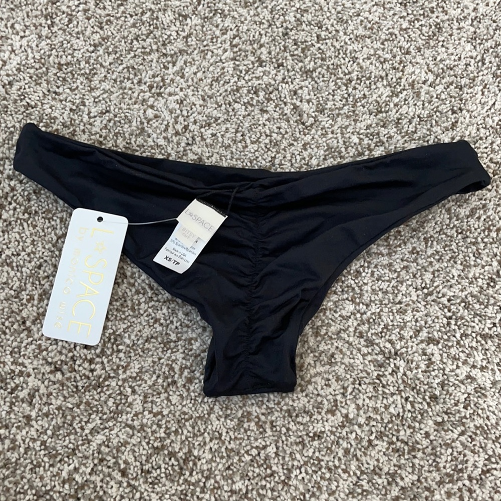 L Space xs Bitsy cut black bottoms